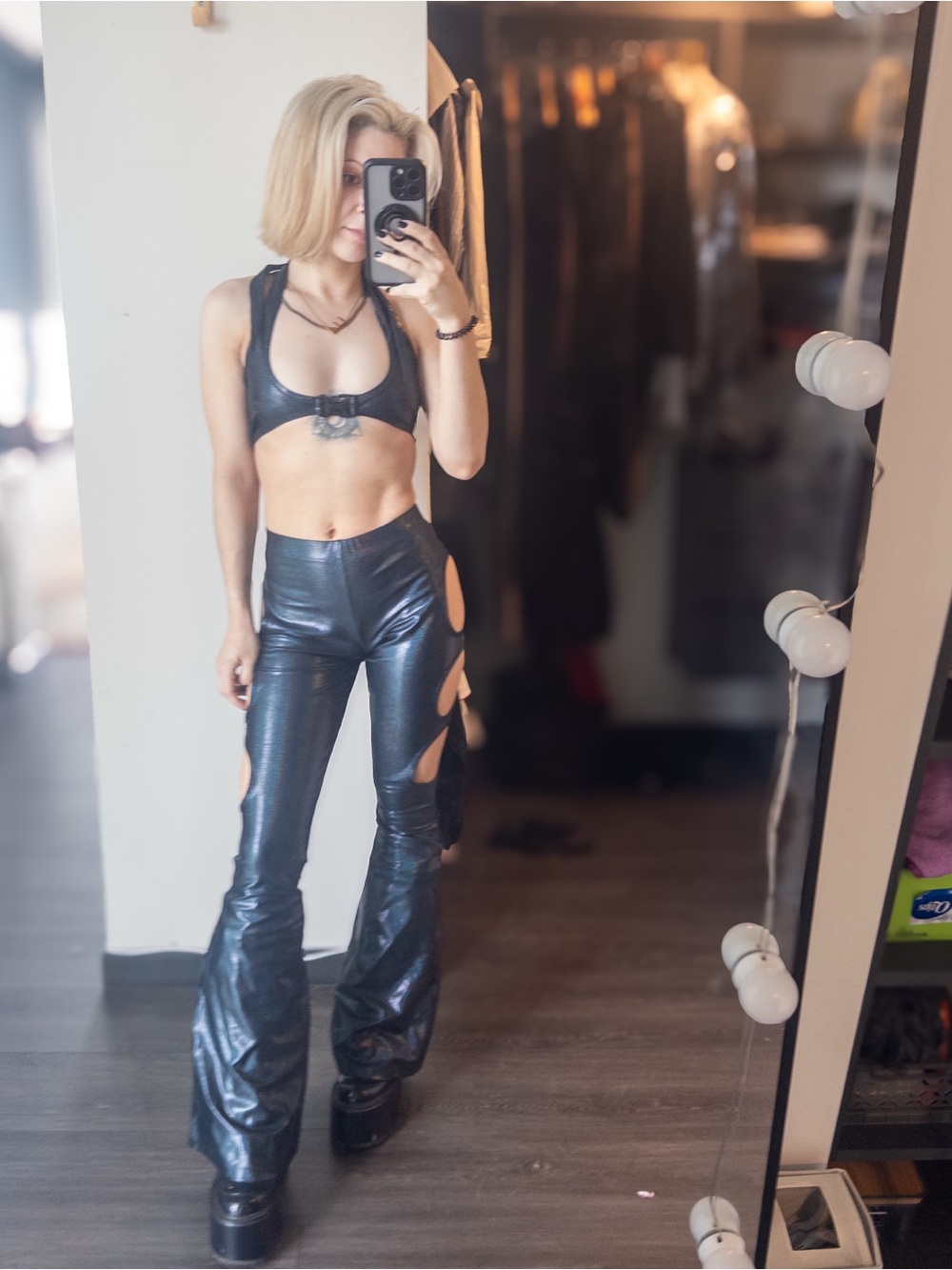 NWOT unbranded cutout galaxy print 2-piece rave set, pants and bra top XS